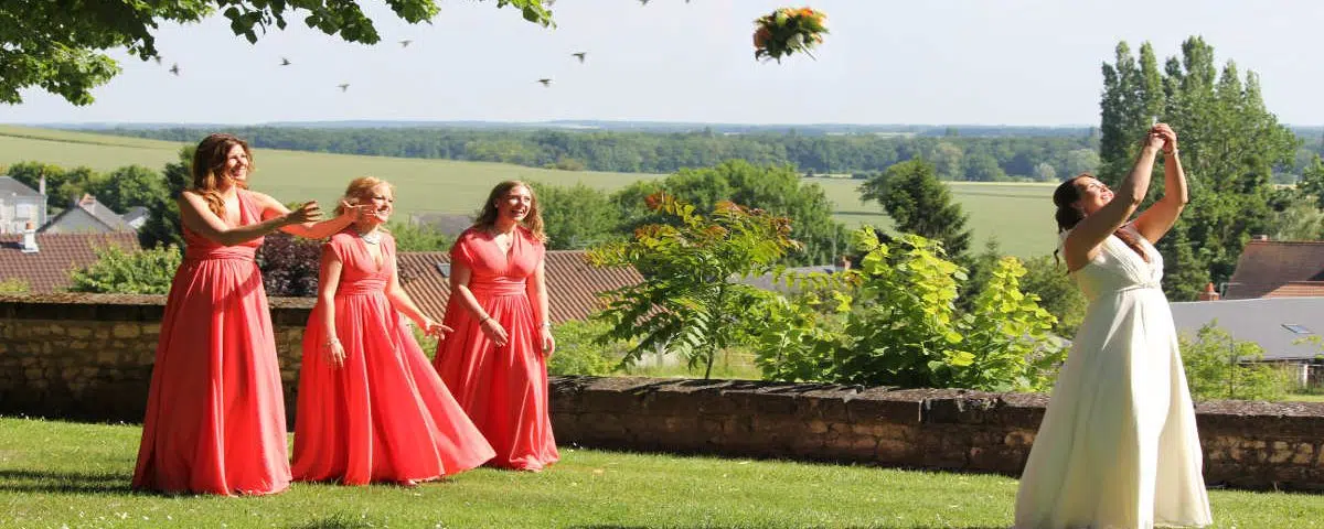 Symbolic Wedding Ceremony - The bridal bouquet is being thrown again